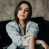 Anna Karaketova Anna Karaketova